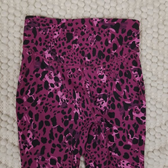Lululemon Base Pace High-Rise Crop 23" Cheetah Camo Magenta Purple Multi Sz 6 - Picture 5 of 7